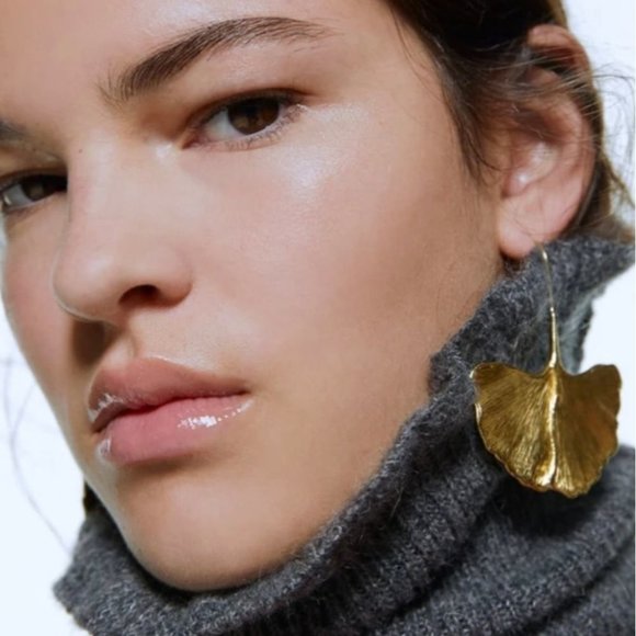 Ginkgo biloba earrings in gold color. New Leaf earings III NEW - Picture 2 of 5